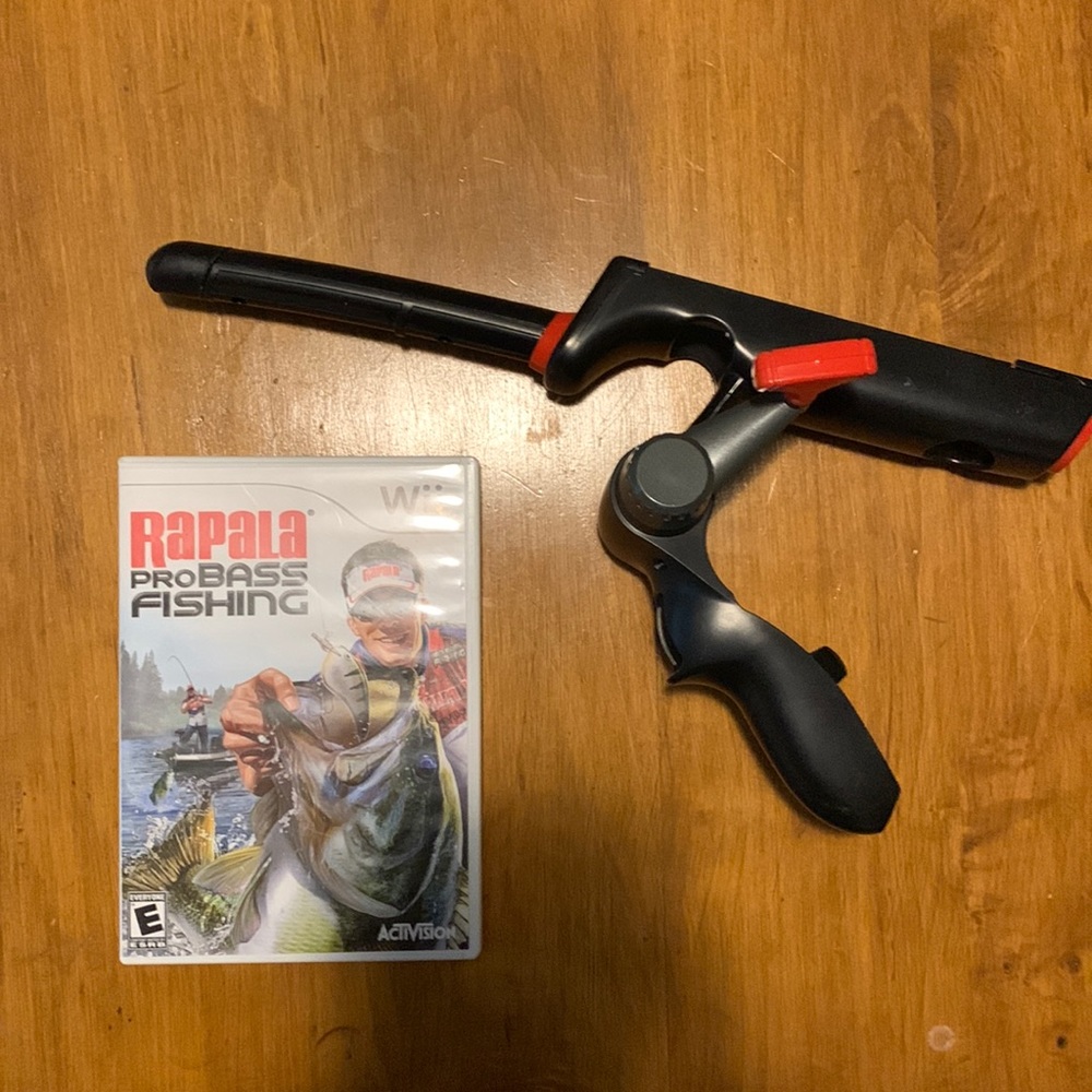 Wii Rapala pro bass fishing game and rod